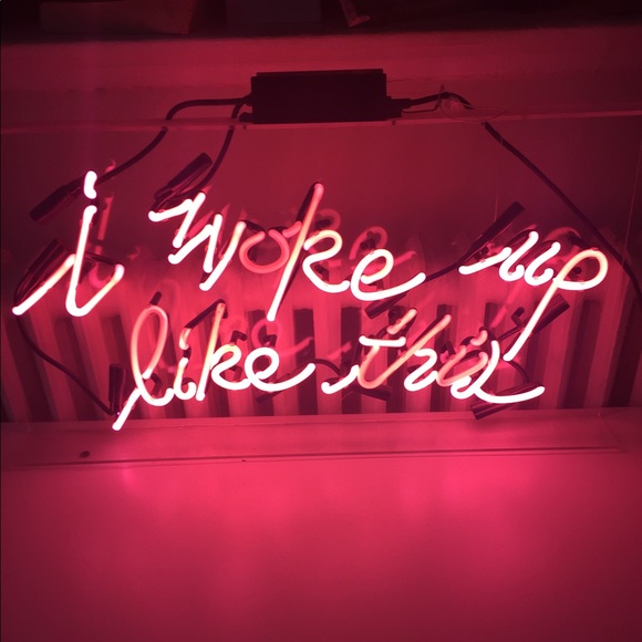 Neon sign - Picture 1 of 2